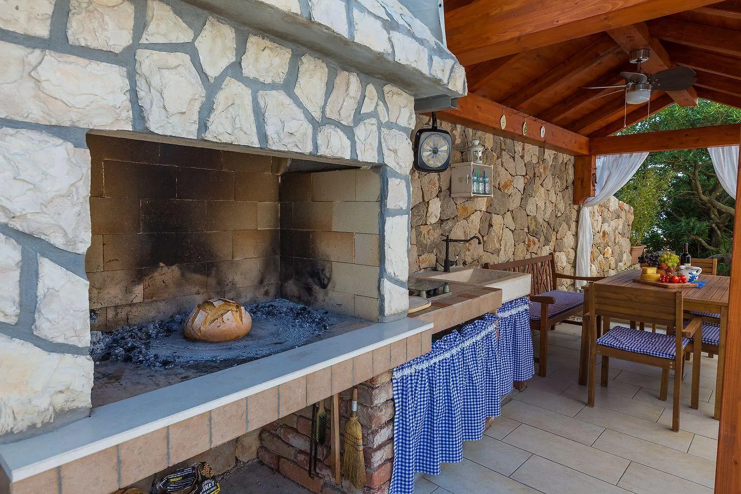 Strandnahe Villa Mit Meerblick, 2 Bikes, Beheiztem Privatpool - Nur 300 Meter Zum Strand Dramalj